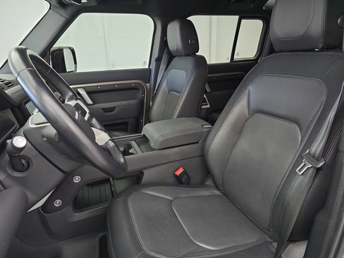 Used 2023 Land Rover Defender 110 X-Dynamic SE image 14
