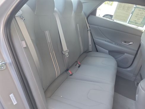 Certified 2025 Hyundai Elantra Sport FWD image 26