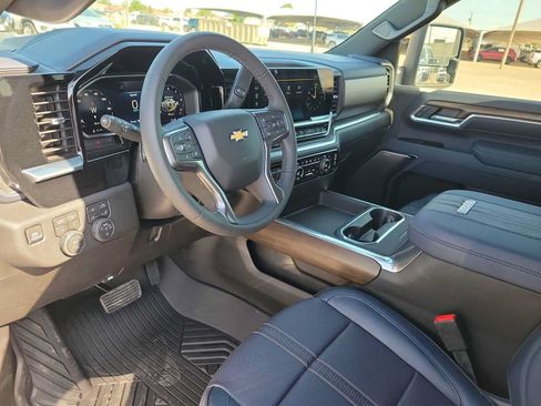 New 2026 Chevrolet Silverado 2500 High Country w/ Z71 Off-Road Package AWD/4WD image 10