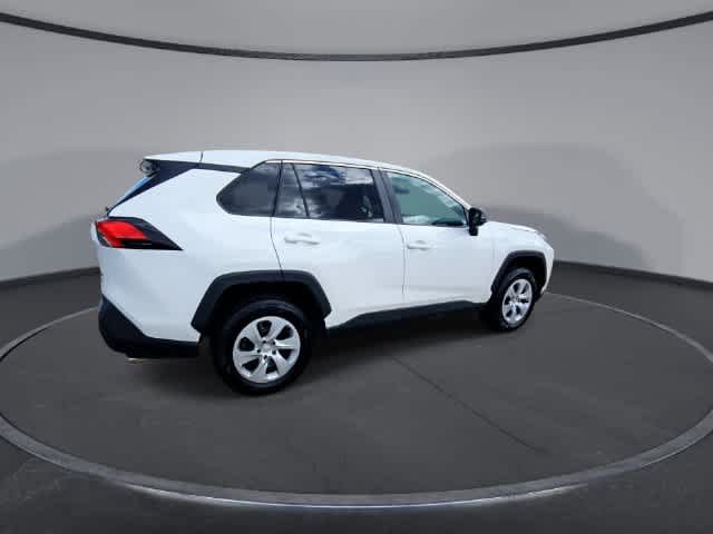 Used 2025 Toyota RAV4 LE AWD/4WD image 8