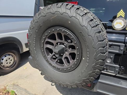 Used 2022 Jeep Wrangler Unlimited Sport AWD/4WD image 7