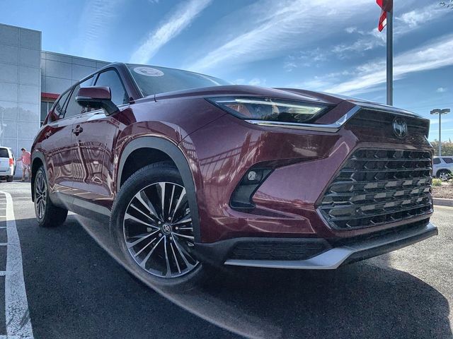 Used 2026 Toyota Grand Highlander AWD Hybrid image 2