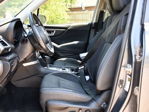 Used 2021 Subaru Forester Premium AWD/4WD image 11