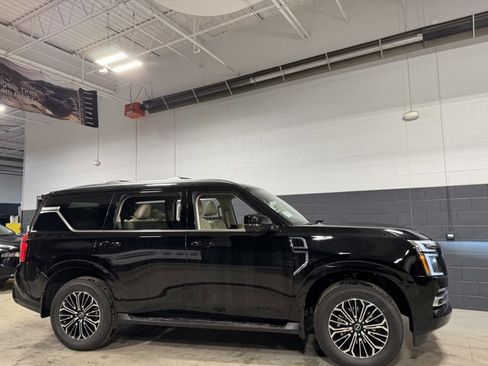 New 2026 Nissan Armada Platinum image 6