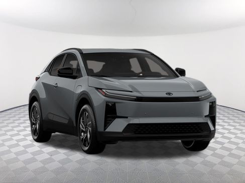New 2027 Toyota C-HR w/ Cold Weather Package AWD/4WD image 15