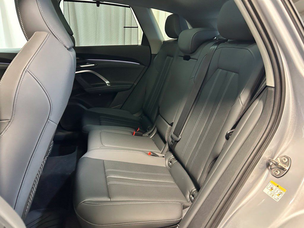 Certified 2025 Audi Q5 Premium w/ Premium Plus AWD/4WD image 6
