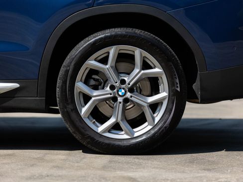 Used 2023 BMW X3 xDrive30i w/ Premium Package image 12