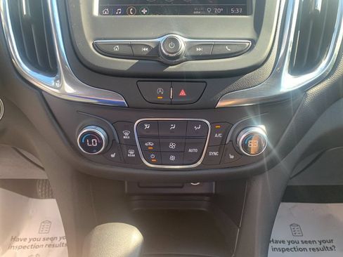 Used 2023 Chevrolet Equinox LT AWD/4WD image 24