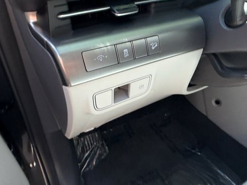 Used 2024 Hyundai Kona SEL AWD/4WD image 11