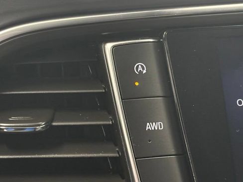Used 2024 Buick Enclave Essence w/ Sport Touring Edition AWD/4WD image 35