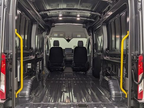New 2026 Ford Transit 250 148 Medium Roof RWD image 7