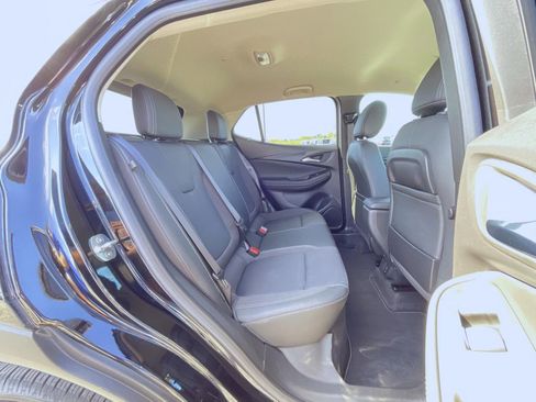 Certified 2023 Buick Encore GX Preferred w/ Cold Weather Comfort Package FWD image 18