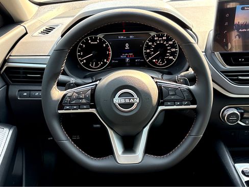 New 2026 Nissan Altima 2.5 SR w/ SR Midnight Edition Package FWD image 14