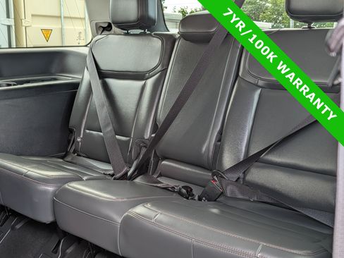 Certified 2025 Ford Expedition Active RWD image 19
