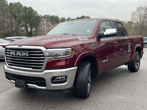 Used 2025 RAM 1500 Laramie image 7