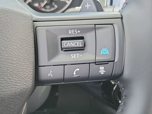 New 2026 Nissan Pathfinder SV FWD image 6