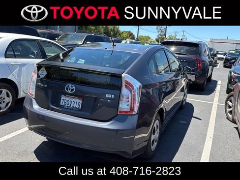 Used 2013 Toyota Prius Two FWD image 2