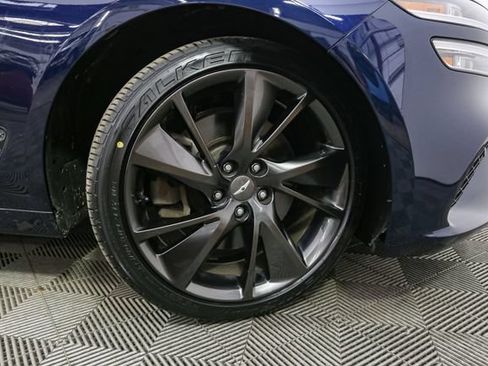 Used 2022 Genesis G70 3.3T w/ Sport Advanced Package AWD/4WD image 14