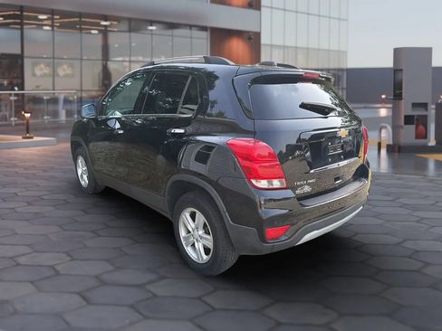 Used 2020 Chevrolet Trax LT AWD/4WD image 6