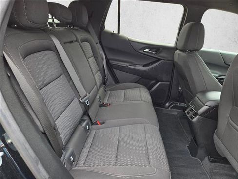 Used 2025 Chevrolet Equinox LT FWD image 19