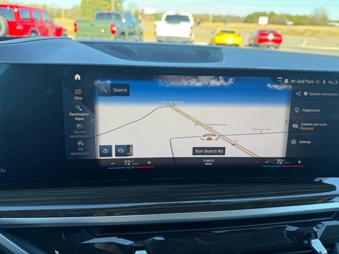 Used 2023 BMW X7 xDrive40i image 11