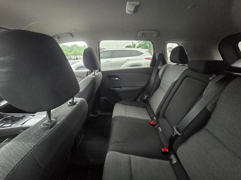 Used 2022 Nissan Rogue SV FWD image 5