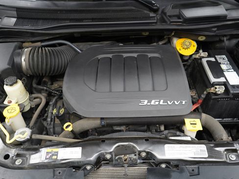 Used 2017 Dodge Grand Caravan SE w/ Power Window Group image 29