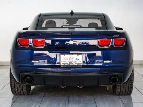 Used 2011 Chevrolet Camaro SS w/ RS Package image 7
