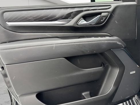 Used 2024 GMC Yukon Denali image 24