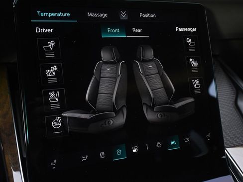 New 2026 Cadillac Escalade ESV Platinum Sport w/ LPO, ONYX Package image 32