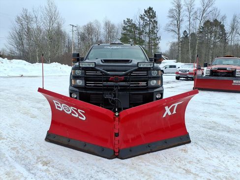 Used 2017 Chevrolet Silverado 2500 LTZ image 9