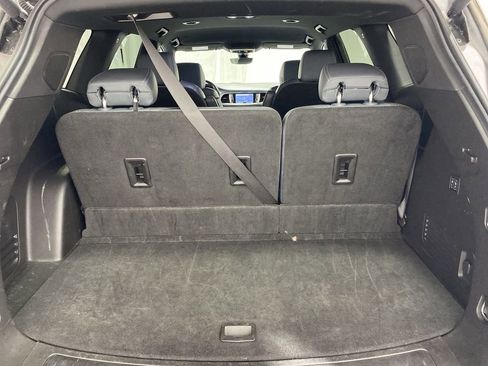 Used 2024 Buick Enclave Premium image 20