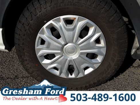 Used 2023 Ford Transit 350 XLT RWD image 31