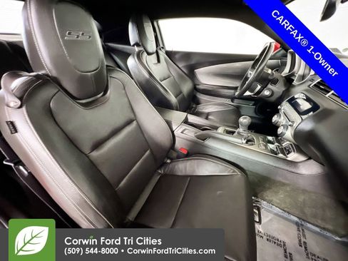 Used 2010 Chevrolet Camaro SS w/ RS Package RWD image 17