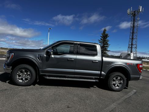 Used 2021 Ford F150 Lariat w/ Equipment Group 502A High AWD/4WD image 2