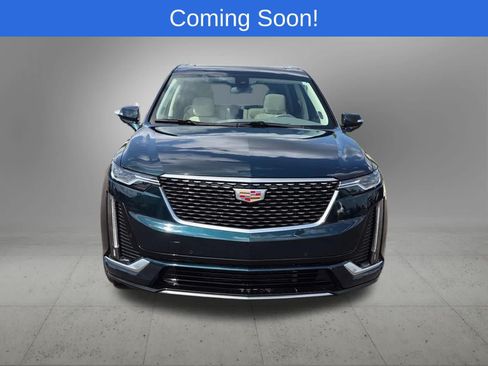 Used 2025 Cadillac XT6 Premium Luxury AWD/4WD image 9