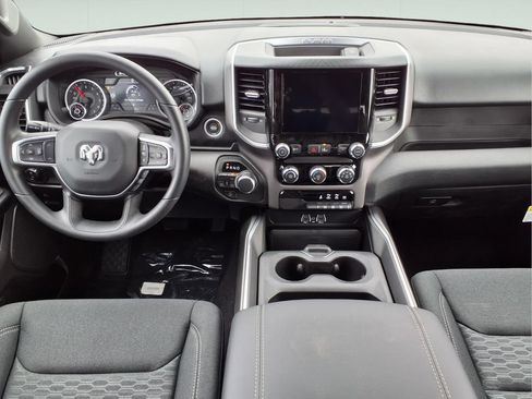 New 2026 RAM 1500 Express AWD/4WD image 8