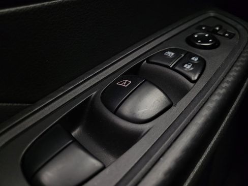 Used 2024 Nissan Versa S w/ Trunk Package FWD image 27