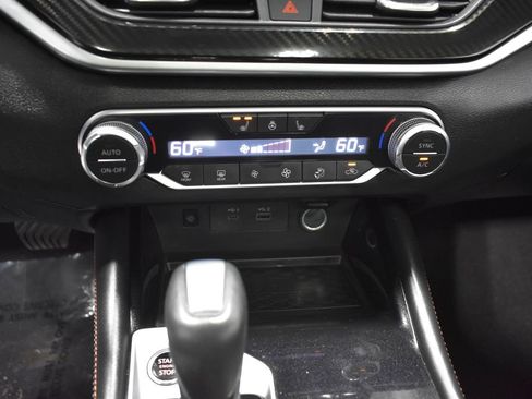 Used 2024 Nissan Altima 2.0 SR image 20