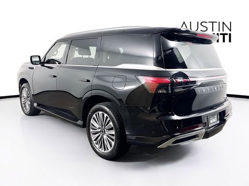 Certified 2025 INFINITI QX80 Luxe image 6