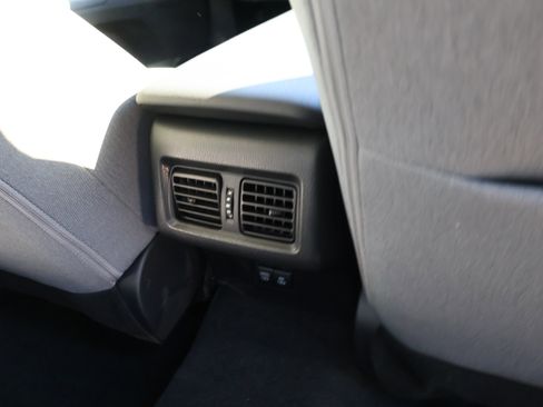 Used 2025 Toyota Camry LE w/ Convenience Package image 15