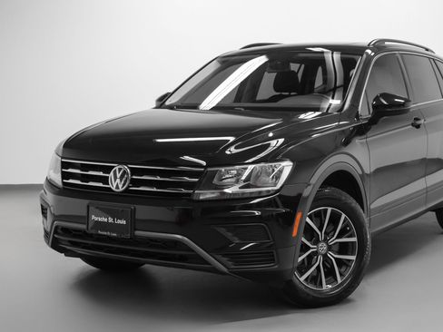 Used 2019 Volkswagen Tiguan SE AWD/4WD image 8