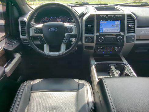 Used 2019 Ford F250 Lariat w/ Chrome Package AWD/4WD image 14
