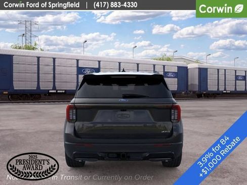 New 2026 Ford Explorer ST-Line AWD/4WD image 8