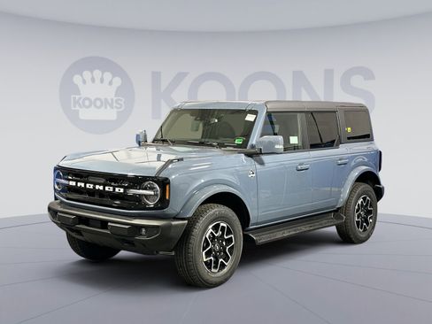 New 2025 Ford Bronco Outer Banks image 1