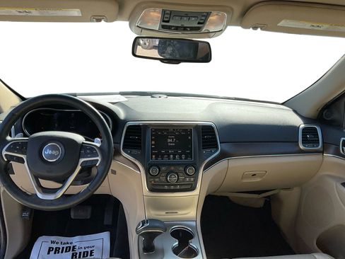 Used 2015 Jeep Grand Cherokee Limited w/ Luxury Group II image 21