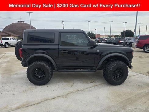 Used 2022 Ford Bronco 2-Door AWD/4WD image 2