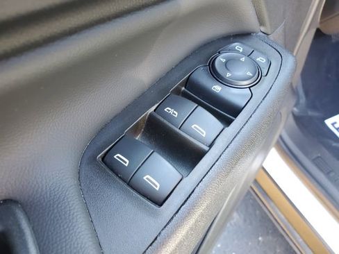 Certified 2024 Chevrolet Equinox LT w/ LPO, Floor Liner Package FWD image 19
