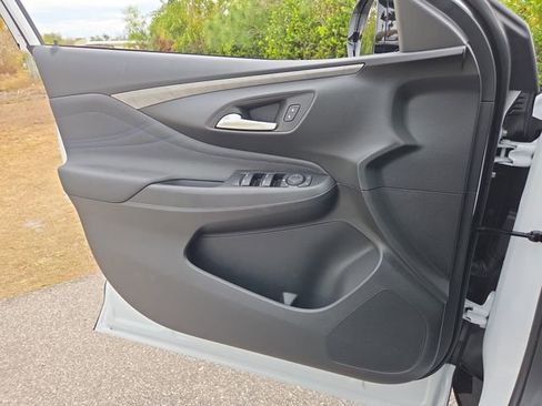 New 2026 Buick Envista Sport Touring image 18