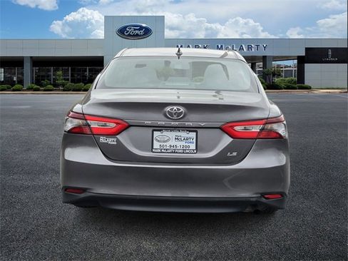 Used 2023 Toyota Camry LE image 4